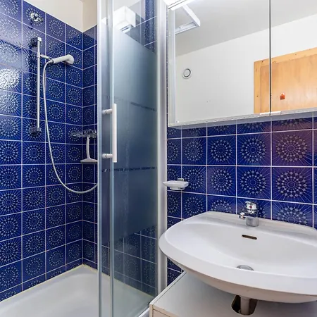 Combyre C 035 - Comfortable 6 Pers Apartment Veysonnaz